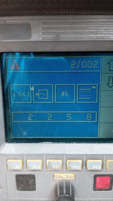 Diagnóstico mediante sistema de control electrónico de la grúa.